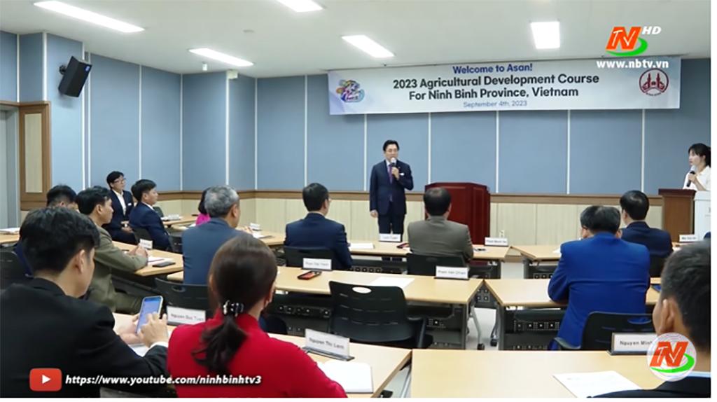 Ninh Binh's delegation attends agriculture development training course in RoK's Asan city