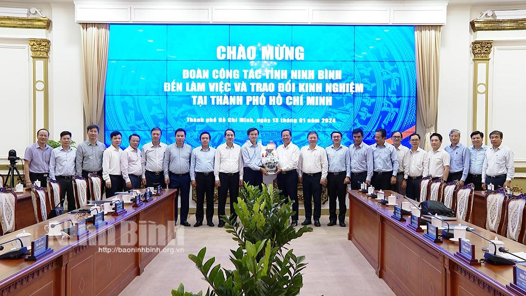 Ninh Binh learns experience in cultural industry development from Vinh Long, HCM City