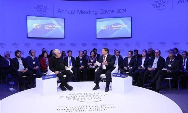 PM delivers keynote speech at policy dialogue on Vietnam's global vision