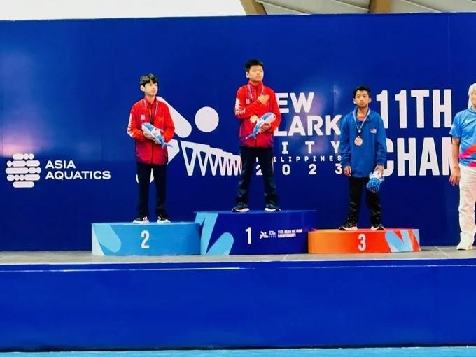 Vietnam wins gold at Asian Age Group Aquatics Championships