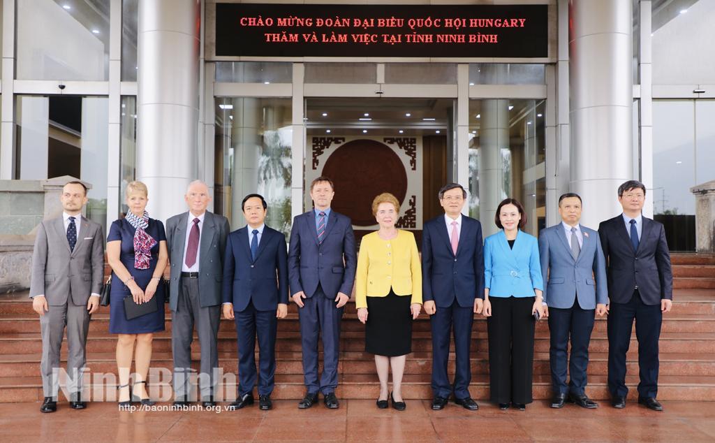Hungarian National Assembly's delegation pays working visit to Ninh Binh