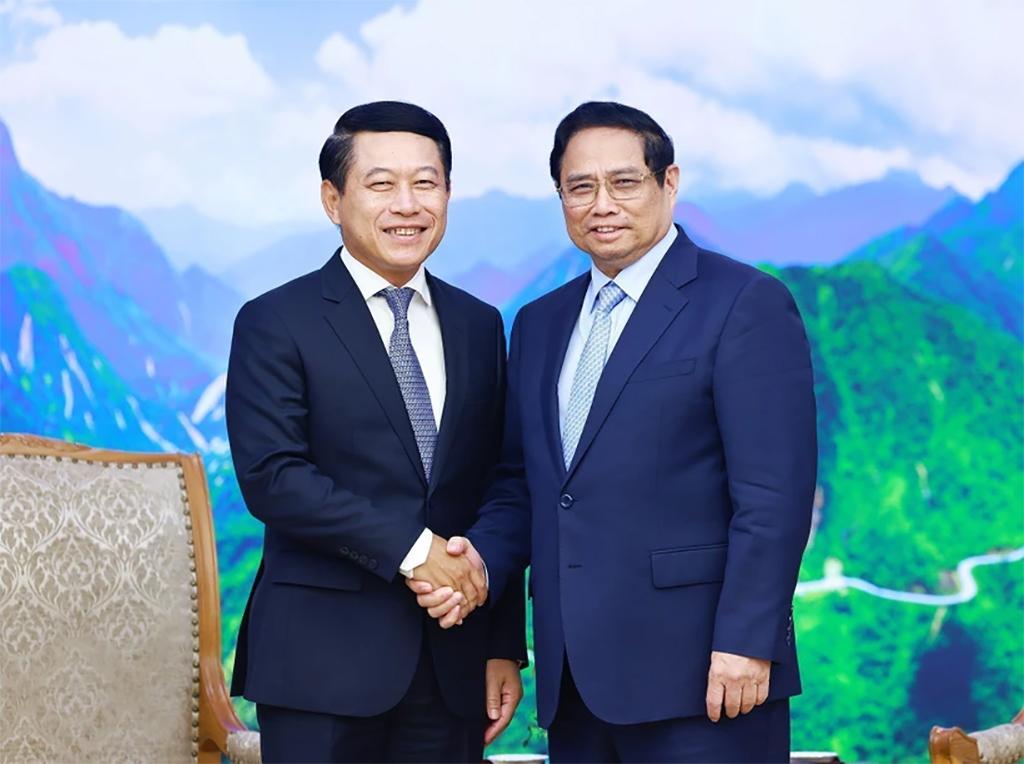 PM Pham Minh Chinh welcomes Lao Deputy PM and Foreign Minister