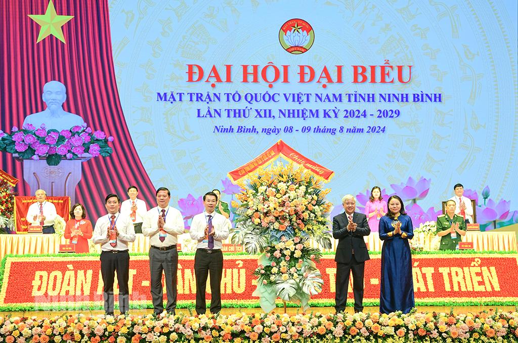 Vietnam Fatherlandfront chapter in Ninh Binh convenes 12th congress