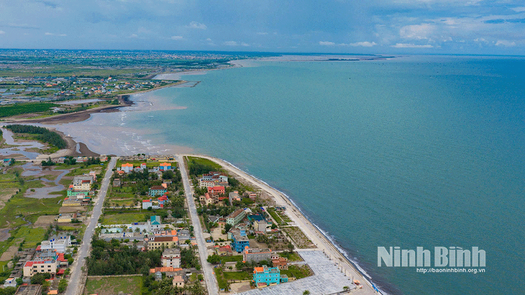 Giao Ninh tourist area is expected to become a highlight of Ninh Binh's sea-tourism development.